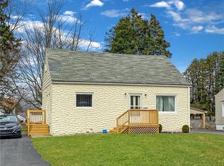 1718 Hart St, New Castle, PA 16101