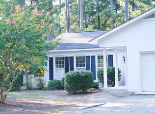 135 Lake Forest Dr, Pinehurst, NC 28374