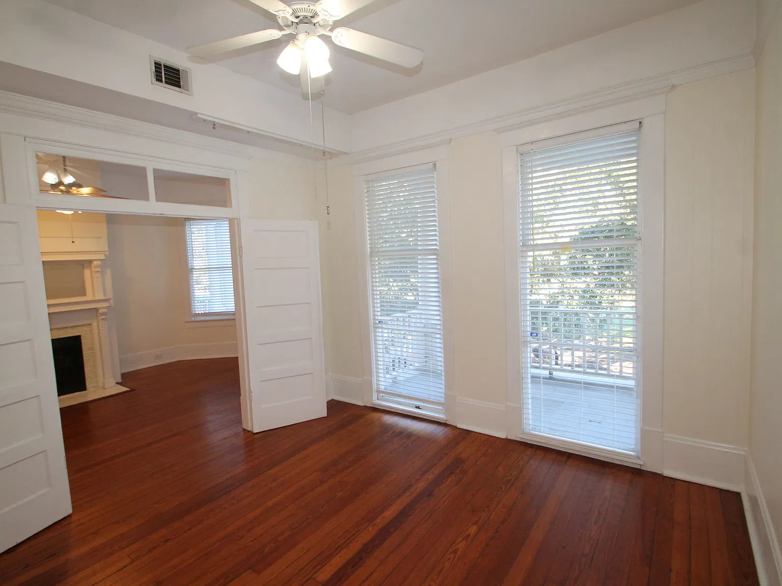 1 bed, 900 sqft, $1,790 — Photo 2
