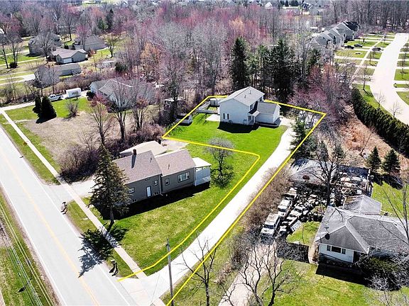 3rd image of 38145 French Creek Rd