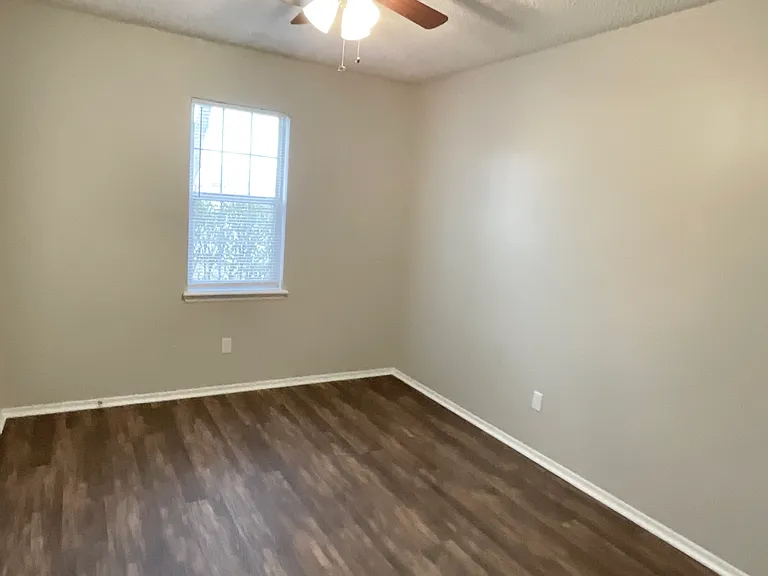 1107 N St — Photo 8