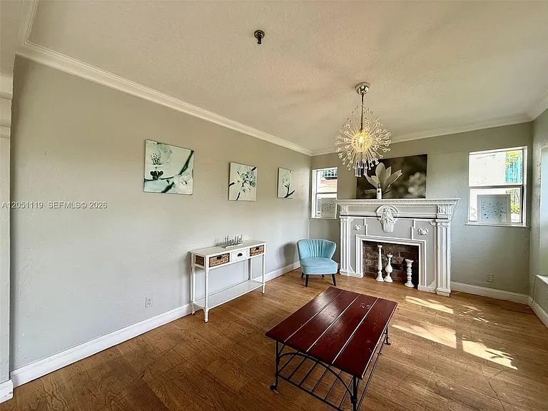 1027 Pennsylvania Ave #302 — Photo 3