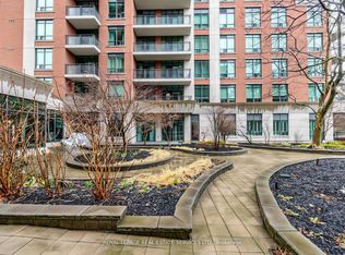 319 Merton St #902, Toronto, ON M4S 1A5