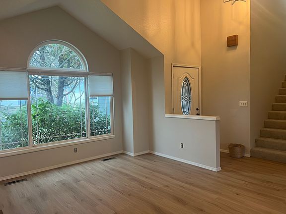 2nd image of 2184 SE 73rd Ave