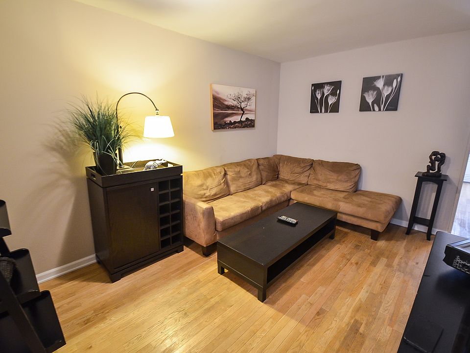 1st image of 376 Greenwich St #A