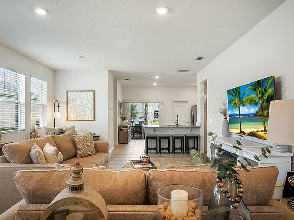 3rd image of 1425 Bruntsfield Ter