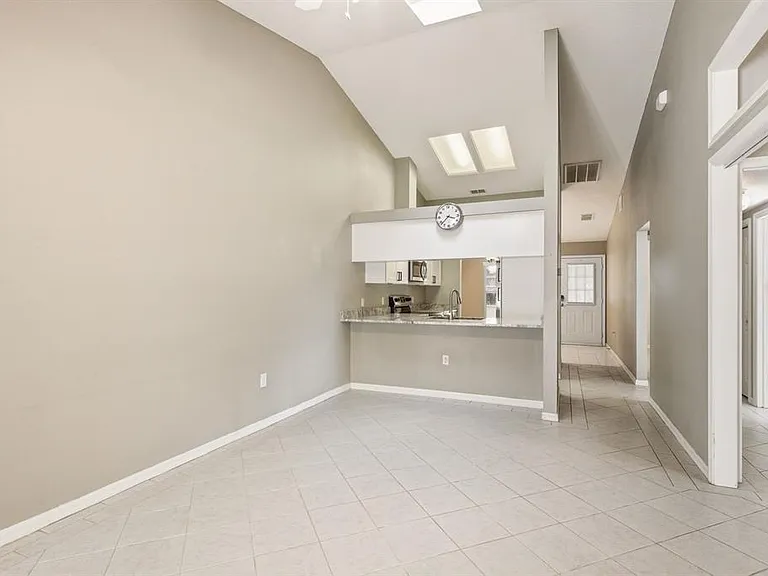 406 S Bayview Blvd #1 — Photo 10