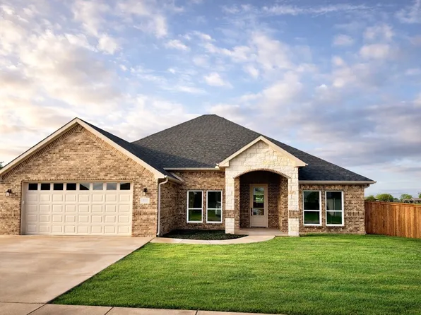 507 Limestone Cir, Mabank, TX 75147