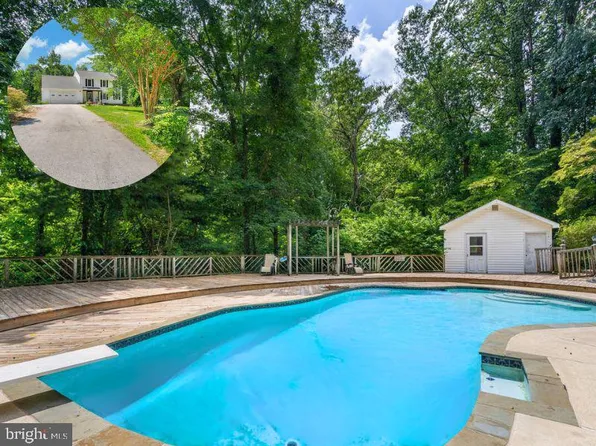 4239 Baden Dr, Huntingtown, MD 20639