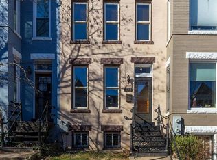 422 10th St NE, Washington, DC 20002