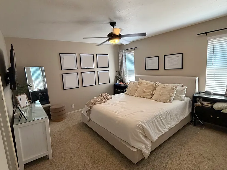 209 Elwood Dr — Photo 6