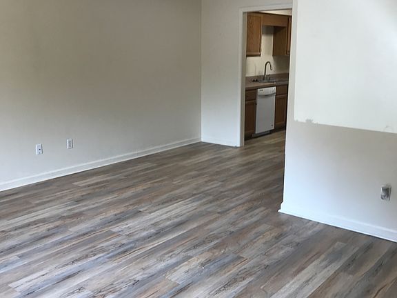 3rd image of 375 Grand Point Dr #F