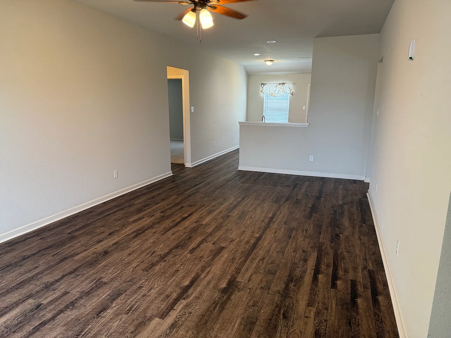 4 bed, 1640 sqft, $1,650 — Photo 3