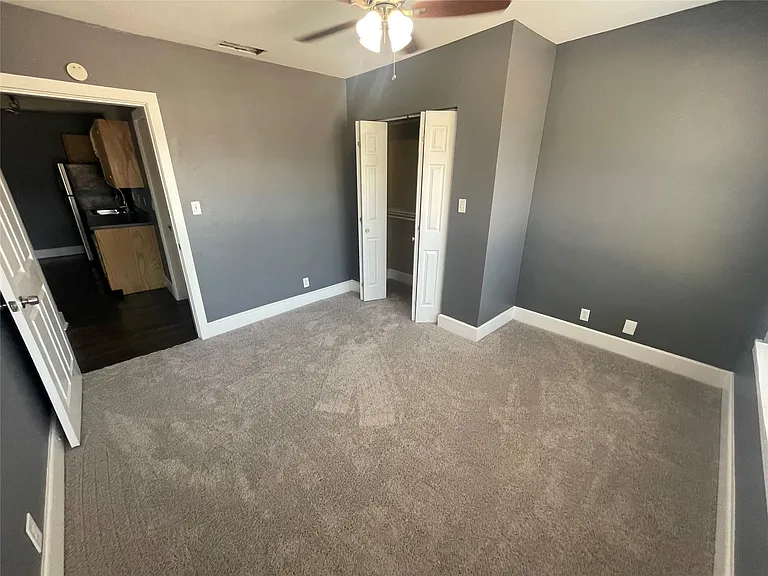 1122 N Zang Blvd #201 — Photo 9