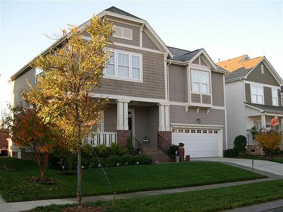 2nd image of 7562 Thorn Creek Ln