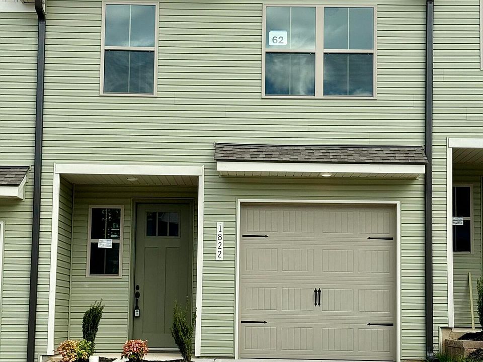 1st image of 1822 Bennett Village Dr