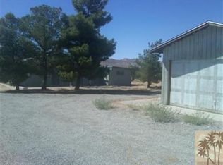 7676 Palomar Ave, Yucca Valley, CA 92284