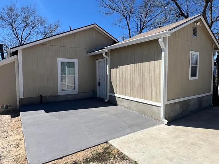 3631 W Salinas St — Photo 10