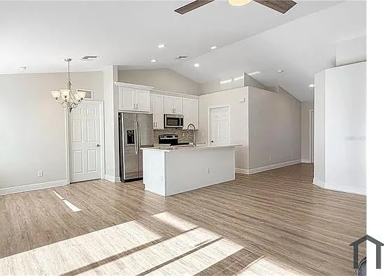 629 NW 17th Pl — Photo 6