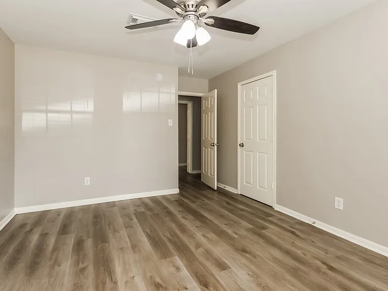 12080 La Salle River Rd — Photo 13