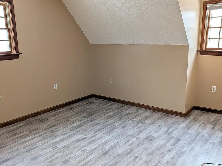 715 Country Place Dr — Photo 19