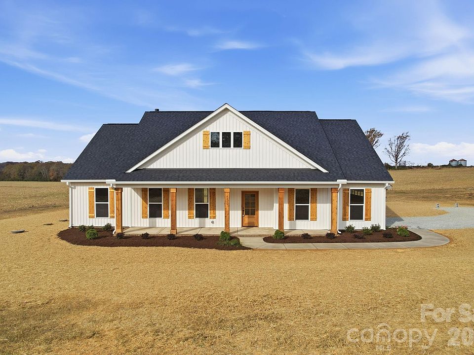 1st image of 4020 Landsford Rd