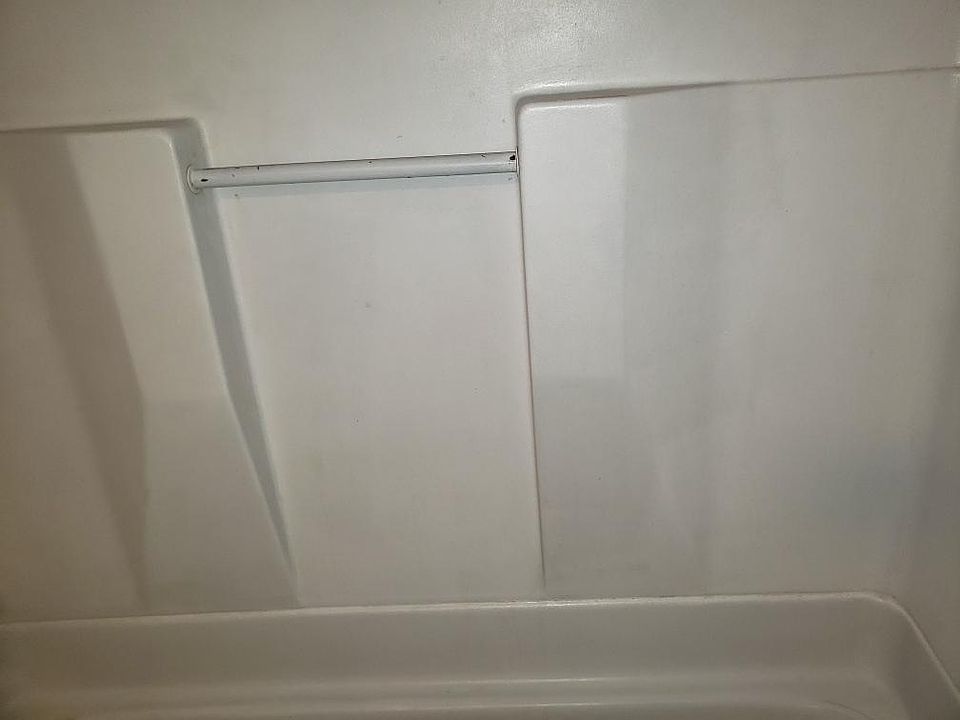 1st image of 11231 Oxnard St #4