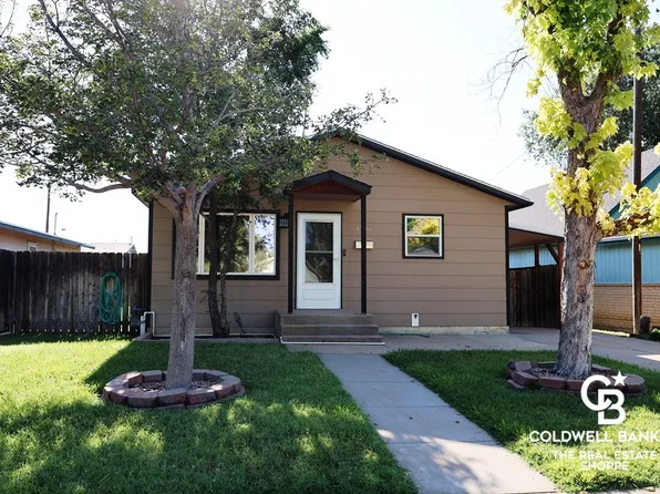 1706 N 9th St, Garden City, KS 67846