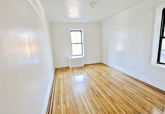 5th image of 75 W Mosholu Pkwy N APT 4M