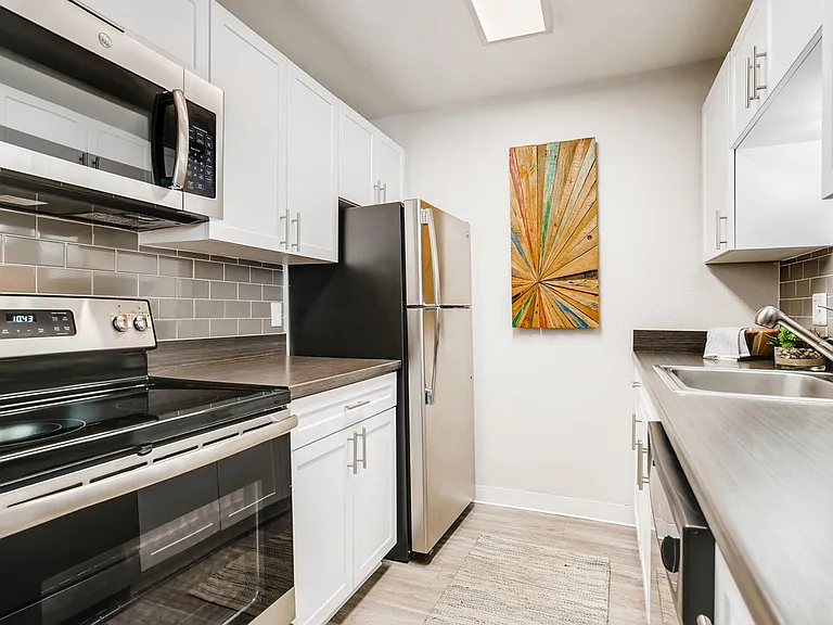 Flats at Pinecliff — Photo 12