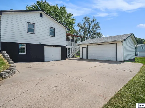 6021 Nebraska Ave, Omaha, NE 68104