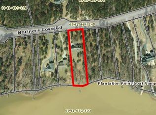 113 Mariners Cove Rd, Hodges, SC 29653