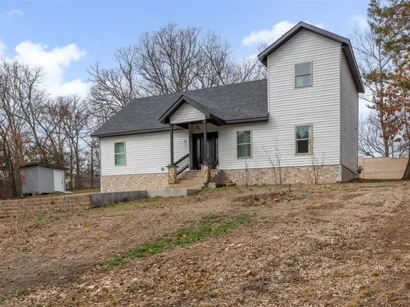 41 W Ozark Trl, Fayetteville, AR 72701