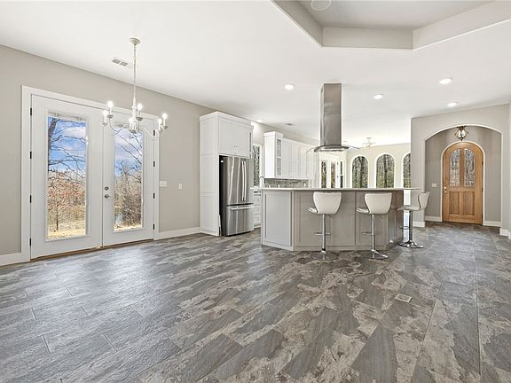 5th image of 16856 Old Locke Rd