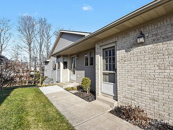 2nd image of 2177 Creekside Dr SW #39