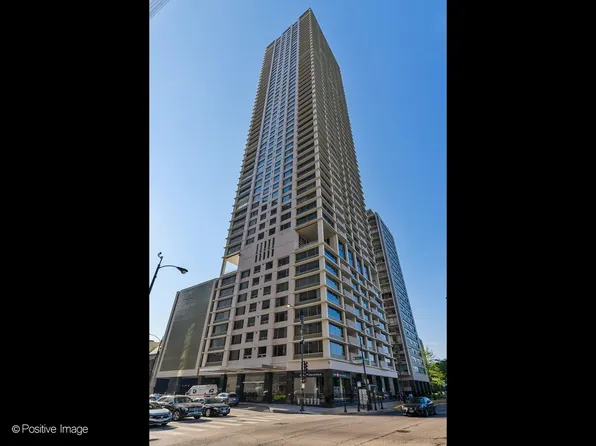 1000 N Lake Shore Plz APT 44B, Chicago, IL 60611