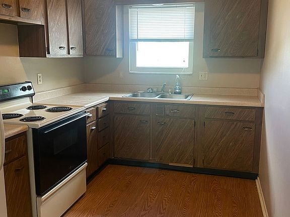 4th image of 1031 Holloway Dr #5