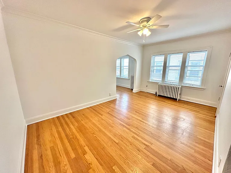 3819 N Oakland Ave — Photo 2