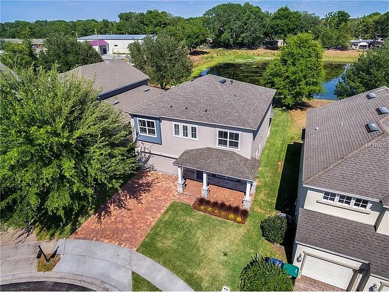 2813 Roseglen Way — Photo 12