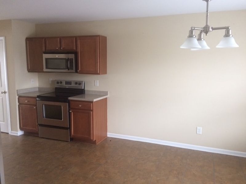 4112 R5 Kittrell Farms Dr Greenville, NC, 27858 Apartments for Rent