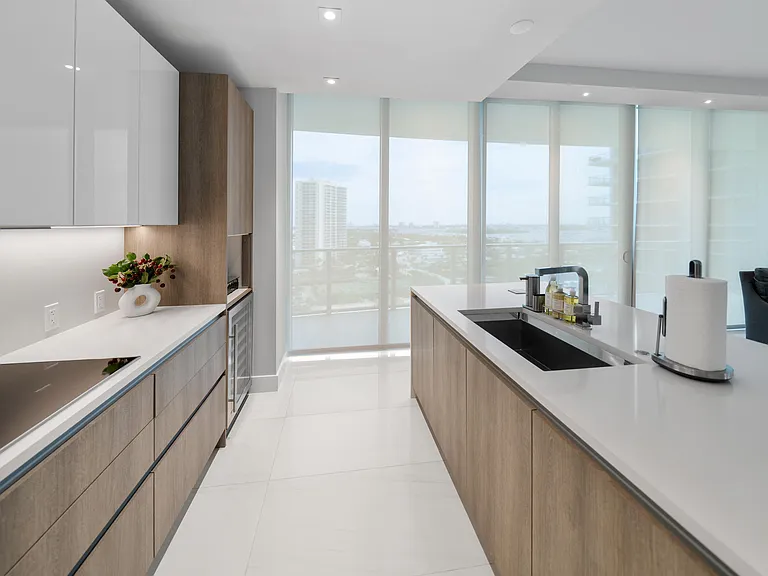 3100 N Ocean Dr #H-1608 — Photo 93