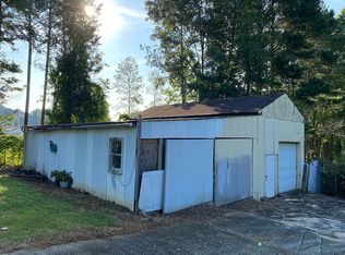 6619 Wagonwheel Dr, Acworth, GA 30102