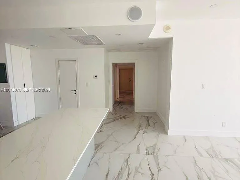 19370 Collins Ave #Penthouse 3 — Photo 16