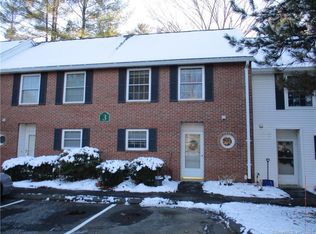 190 Tomlinson Ave APT 3D, Plainville, CT 06062