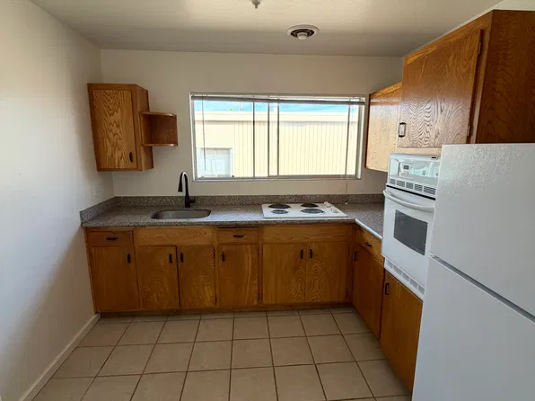 121 Kent Ave APT 22, Greenbrae, CA 94904