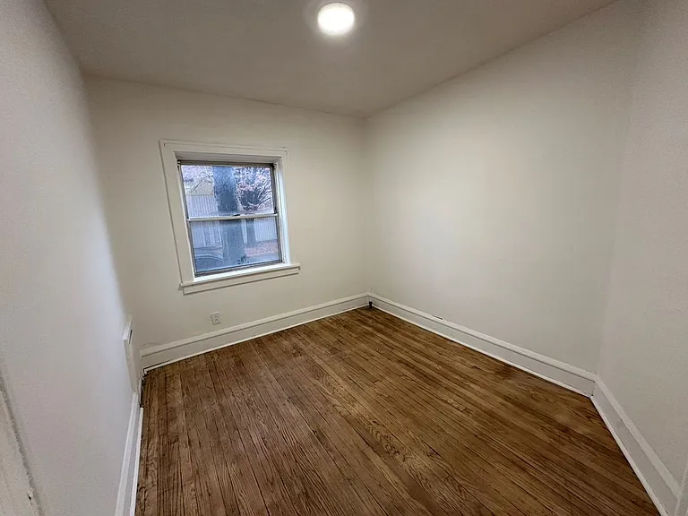 8302 Lake Ave — Photo 5
