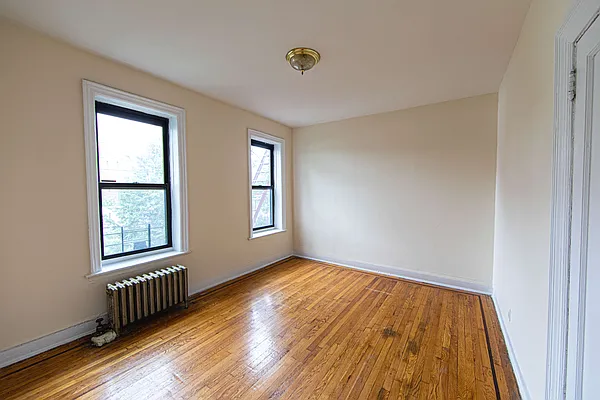 Rented by Warburg | media 2