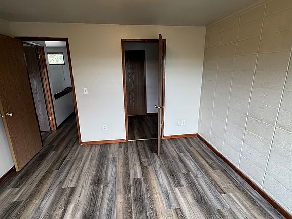 2nd image of 1013 Goodlander Dr APT 10