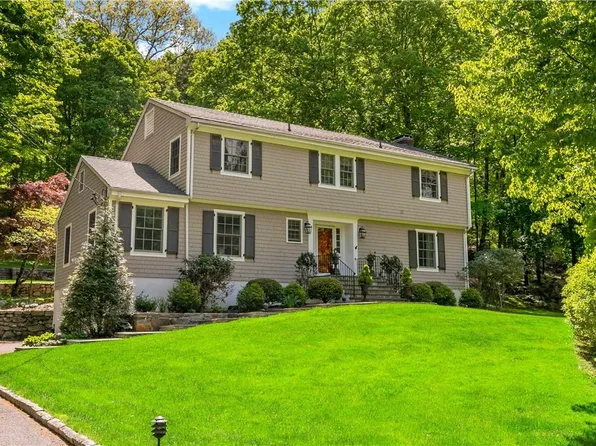 20 Suzanne Lane, Chappaqua, NY 10514