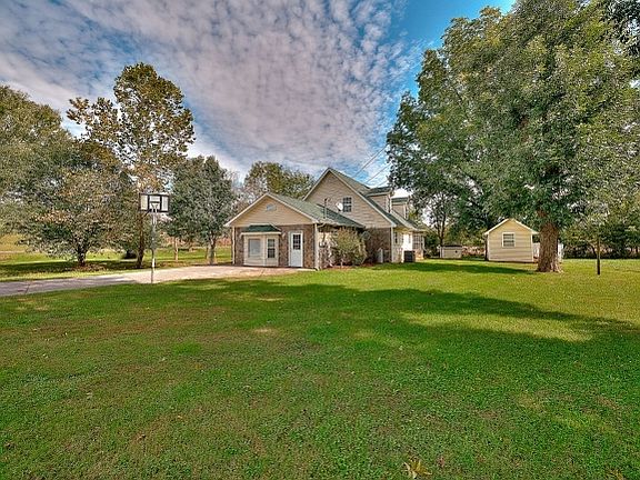 2nd image of 111 Pecanwood Dr
